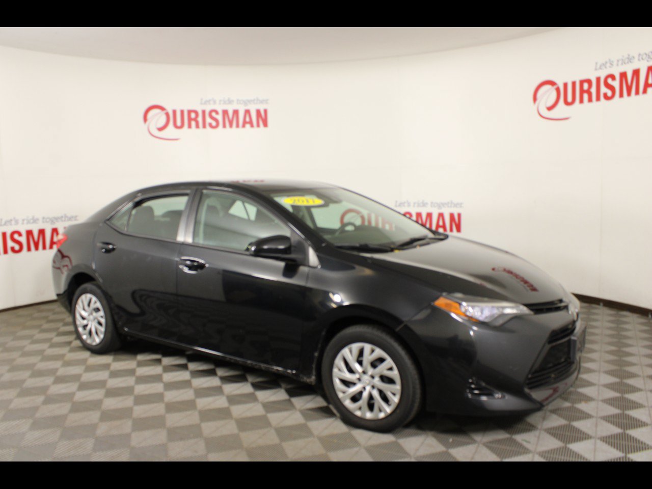 Used 2017 Toyota Corolla LE FWD image 11
