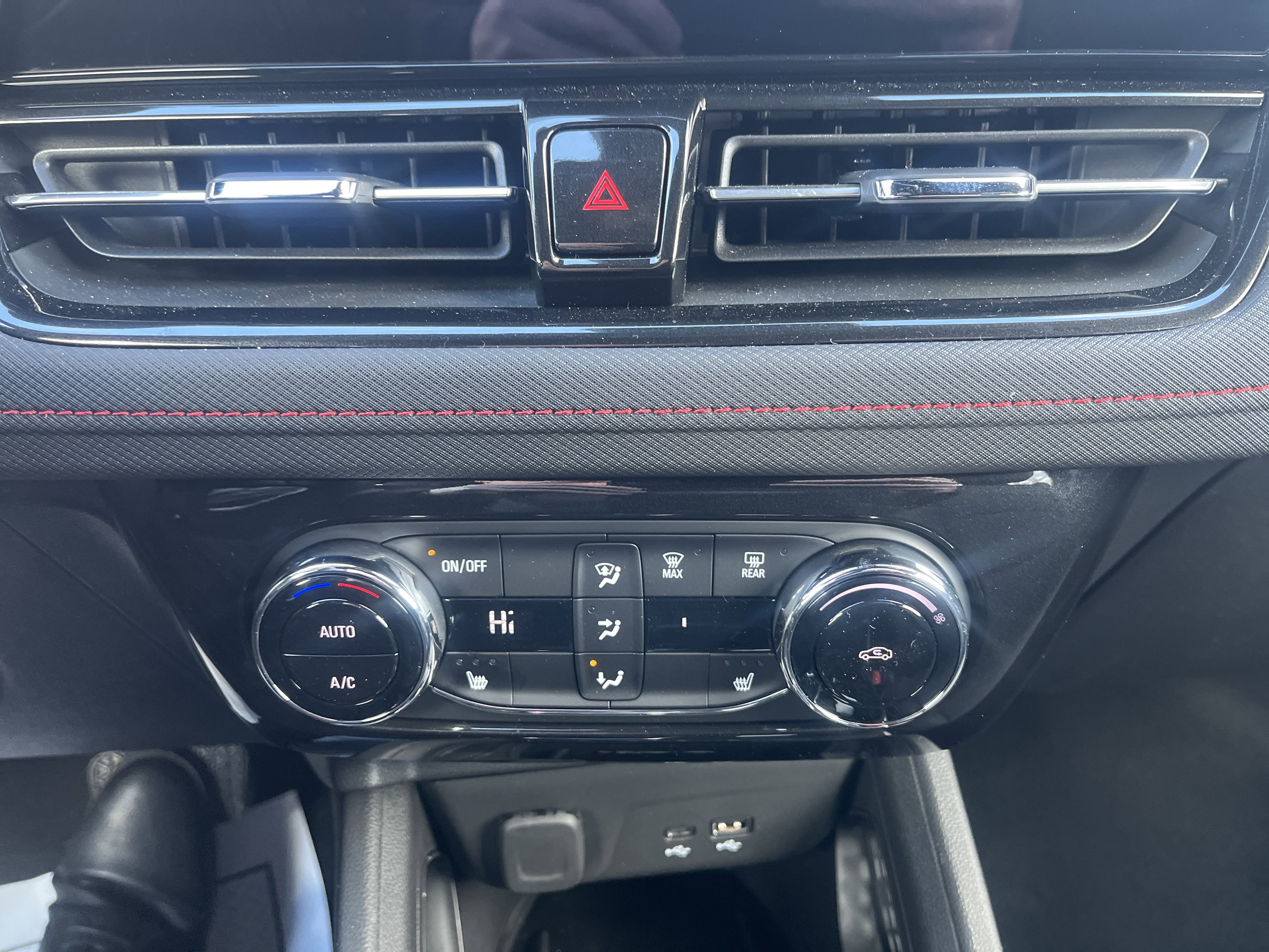 Used 2026 Chevrolet TrailBlazer RS w/ Convenience Package image 25