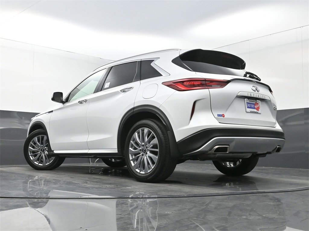 Used 2023 INFINITI QX50 Luxe image 30