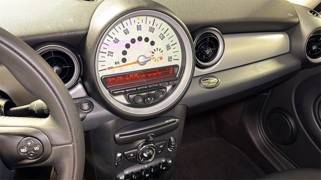 Used 2011 MINI Cooper Hardtop image 21