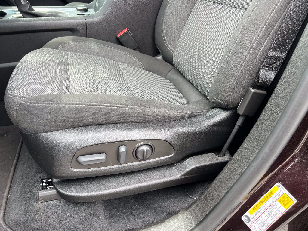 Used 2023 Chevrolet Traverse LT AWD/4WD image 18