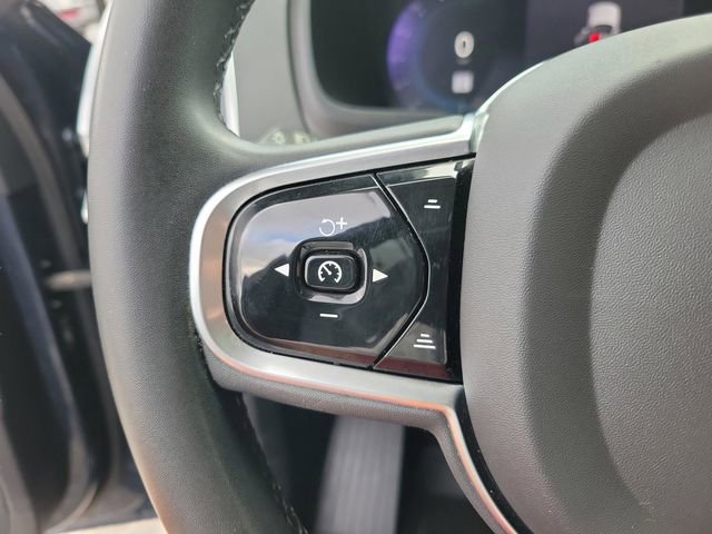 Used 2023 Volvo XC90 B5 Core AWD/4WD image 20