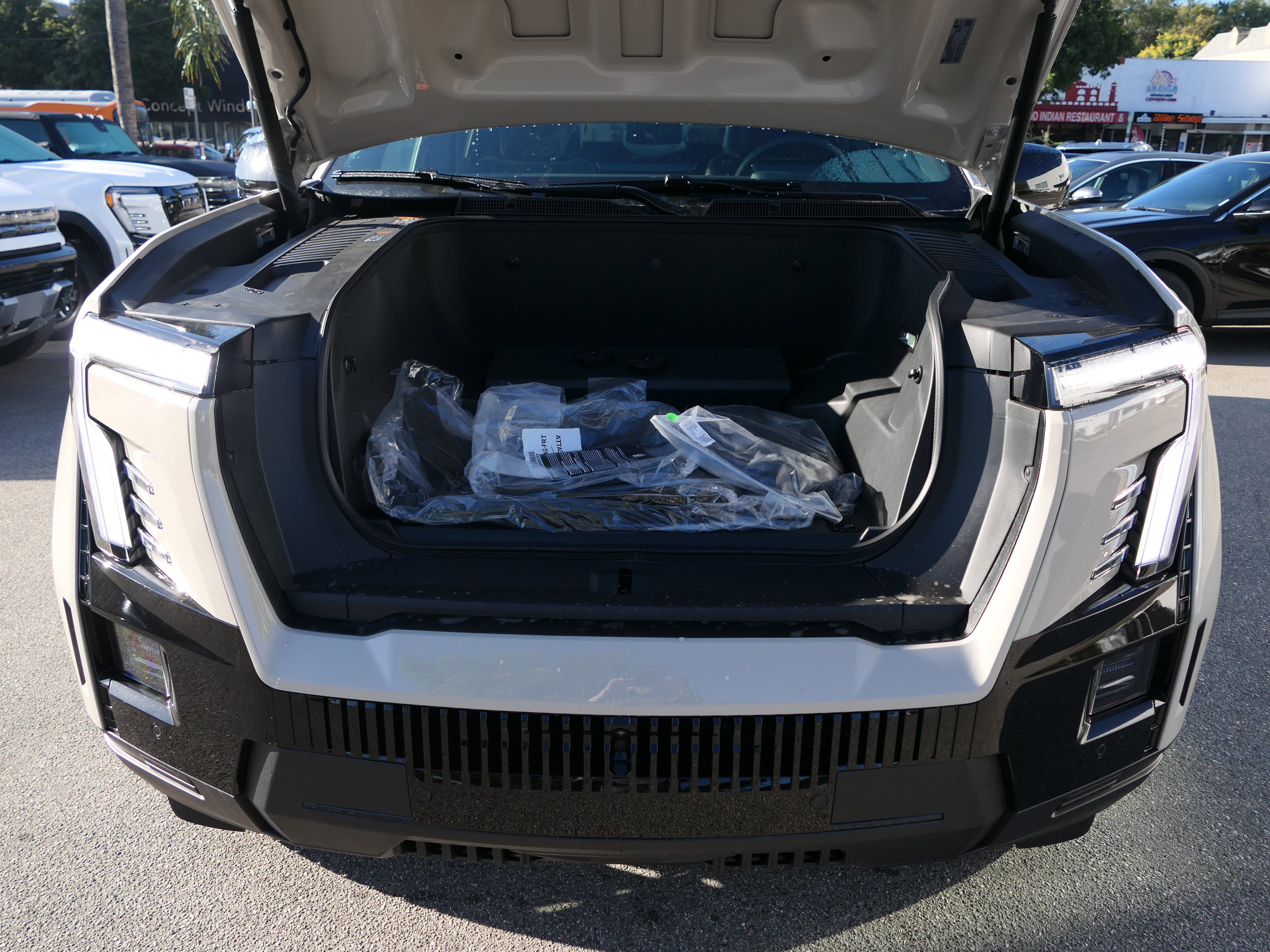 New 2026 GMC Sierra EV Elevation image 23