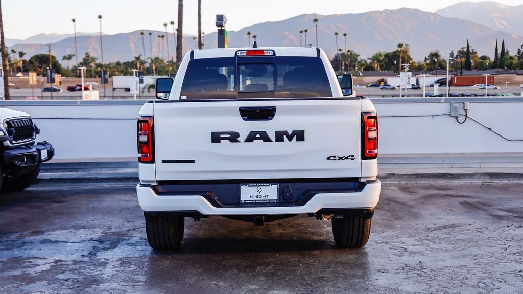 New 2025 RAM 1500 4x4 Crew Cab image 8