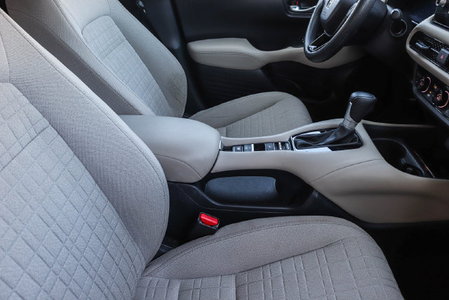Used 2026 Honda HR-V LX image 17
