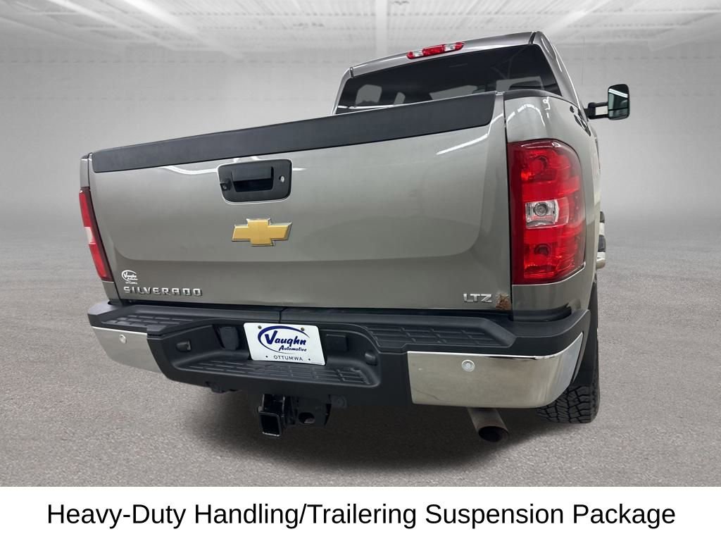 Used 2013 Chevrolet Silverado 2500 LTZ w/ LTZ Plus Package image 12