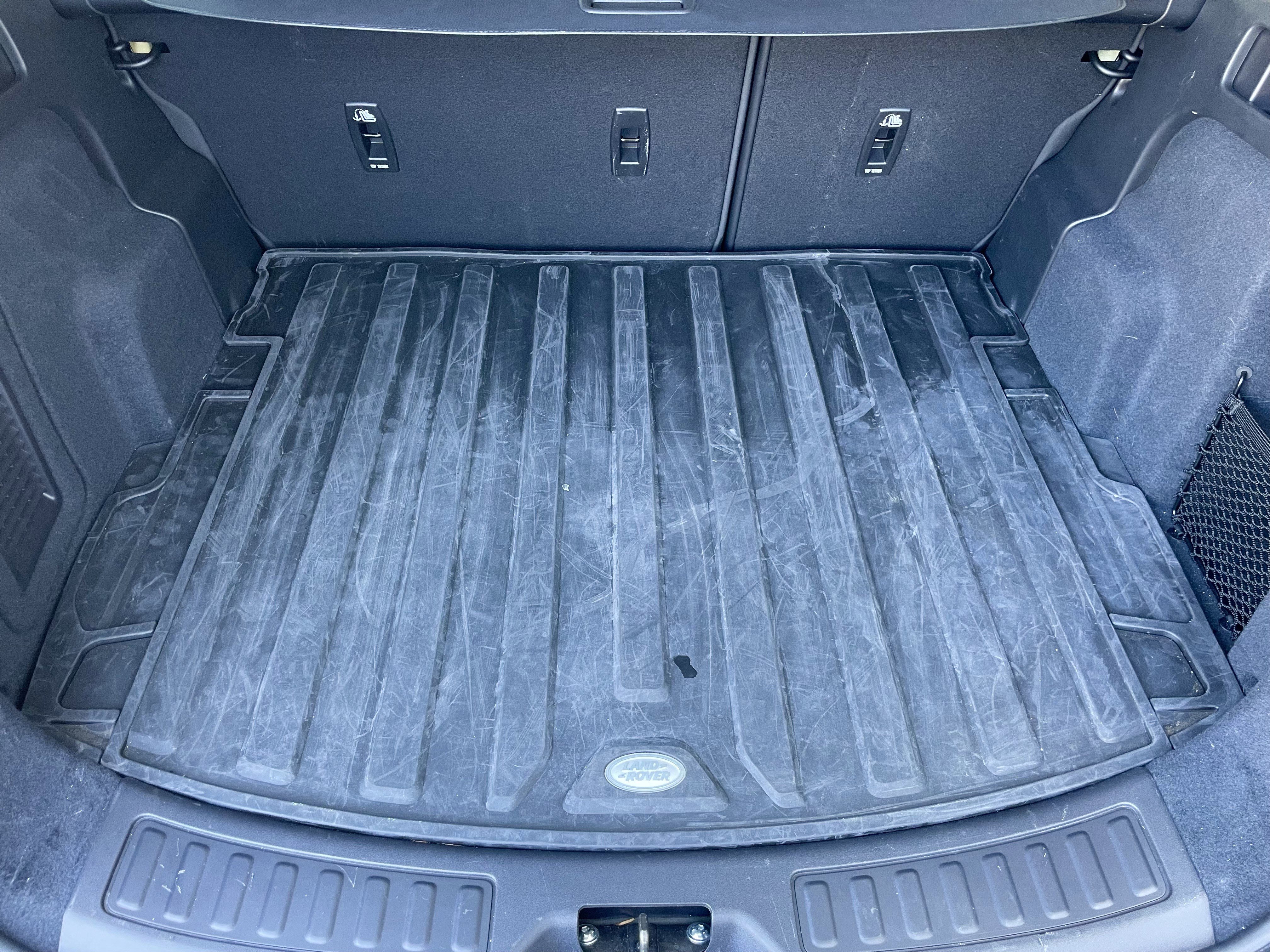 Used 2025 Land Rover Discovery Sport S AWD/4WD image 34