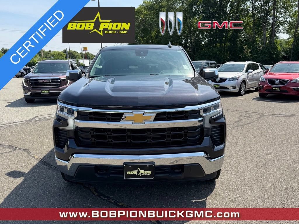 Certified 2022 Chevrolet Silverado 1500 LT AWD/4WD image 6