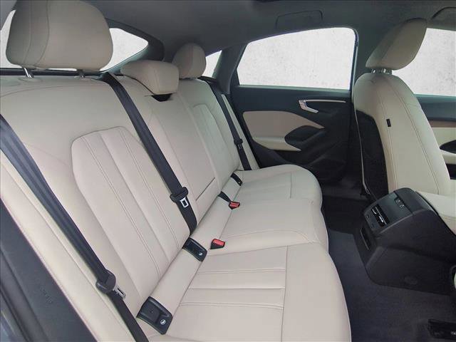 Used 2025 Audi A5 2.0T Premium image 23