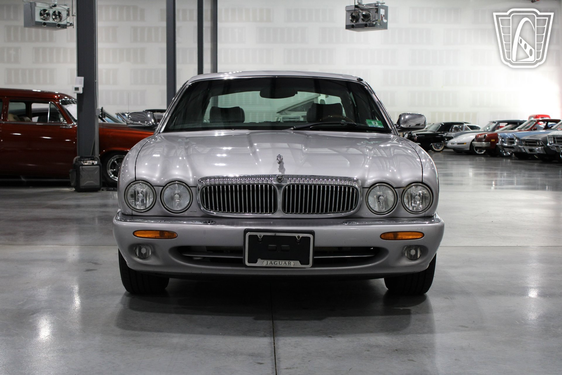 Used 2002 Jaguar XJ8 L RWD image 27