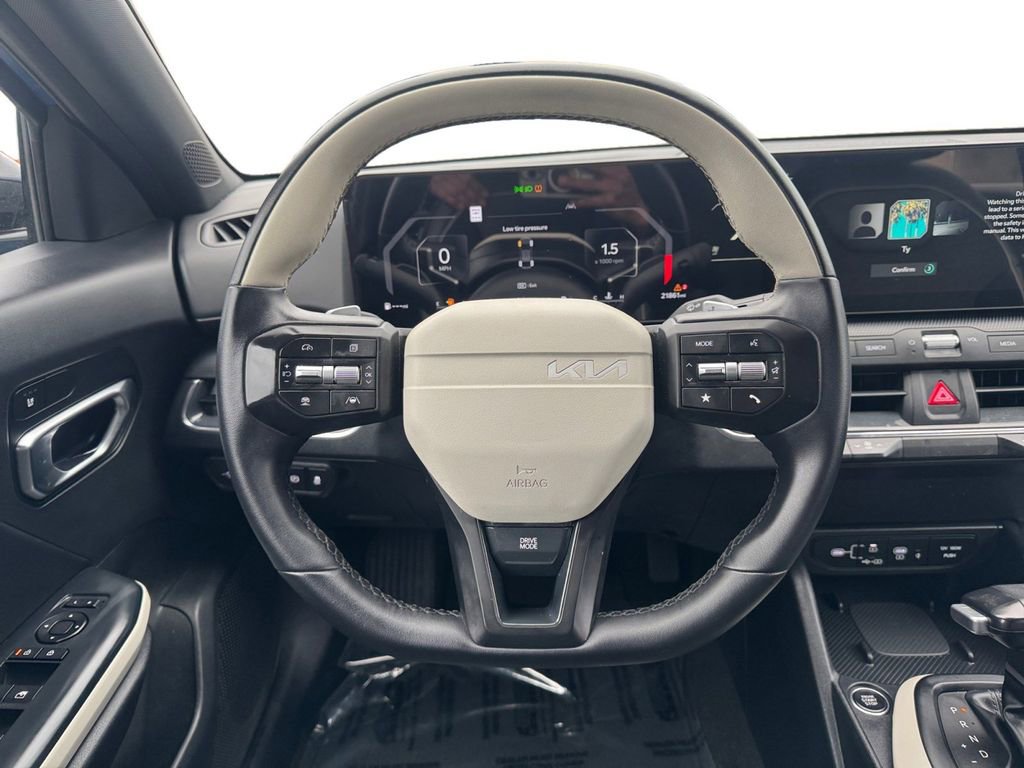 Used 2025 Kia K4 GT-Line w/ GT-Line Sunroof Package image 12