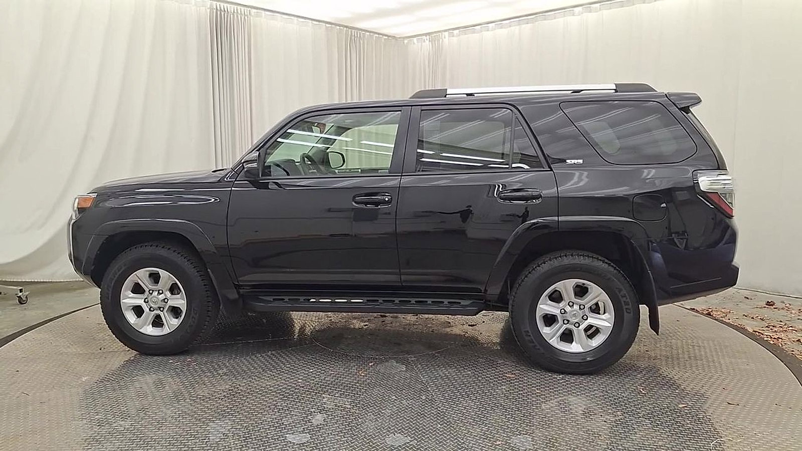 Certified 2022 Toyota 4Runner SR5 Premium image 8