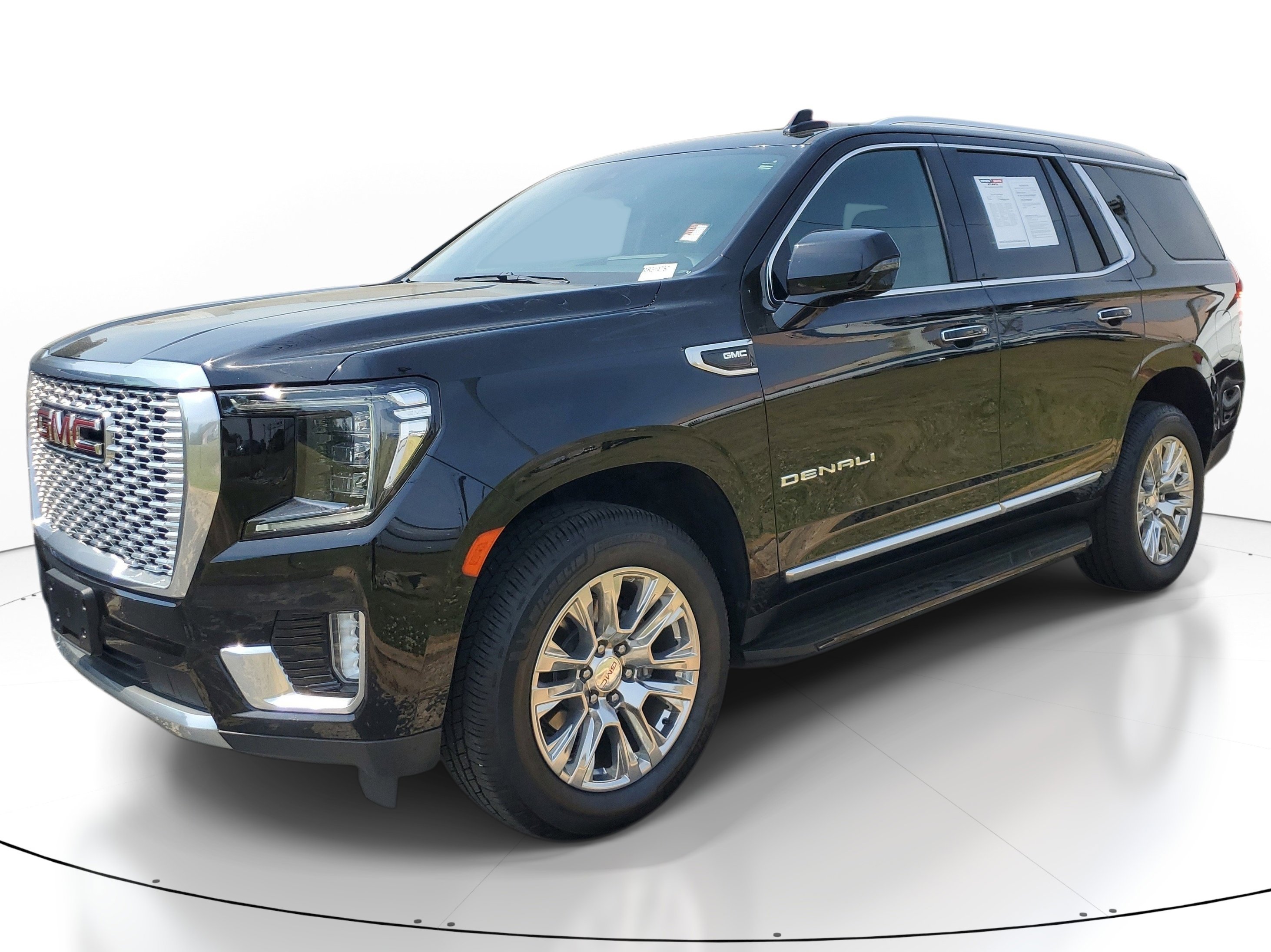 Used 2021 GMC Yukon Denali AWD/4WD image 3