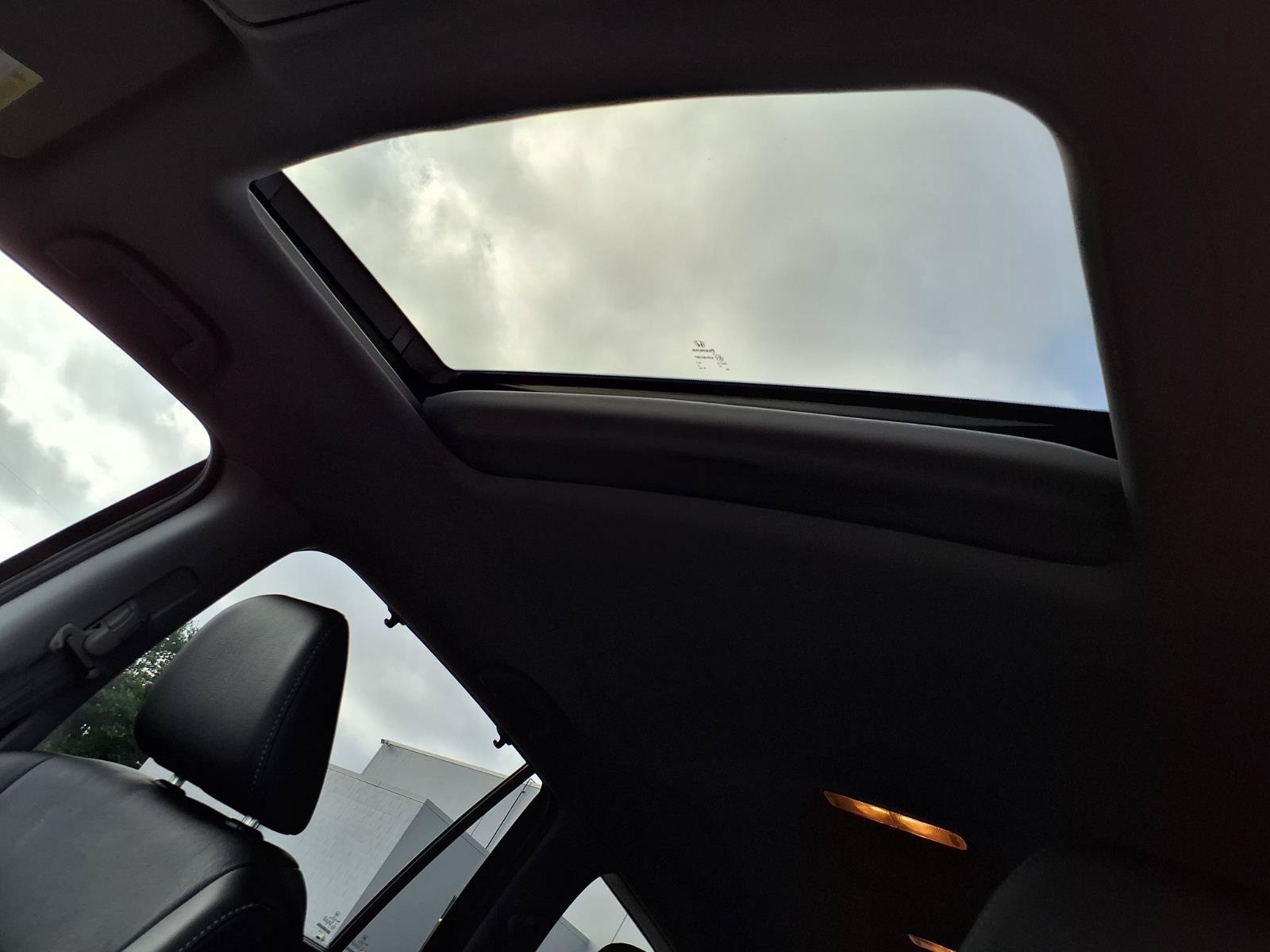 Certified 2022 Honda Pilot Special Edition image 5