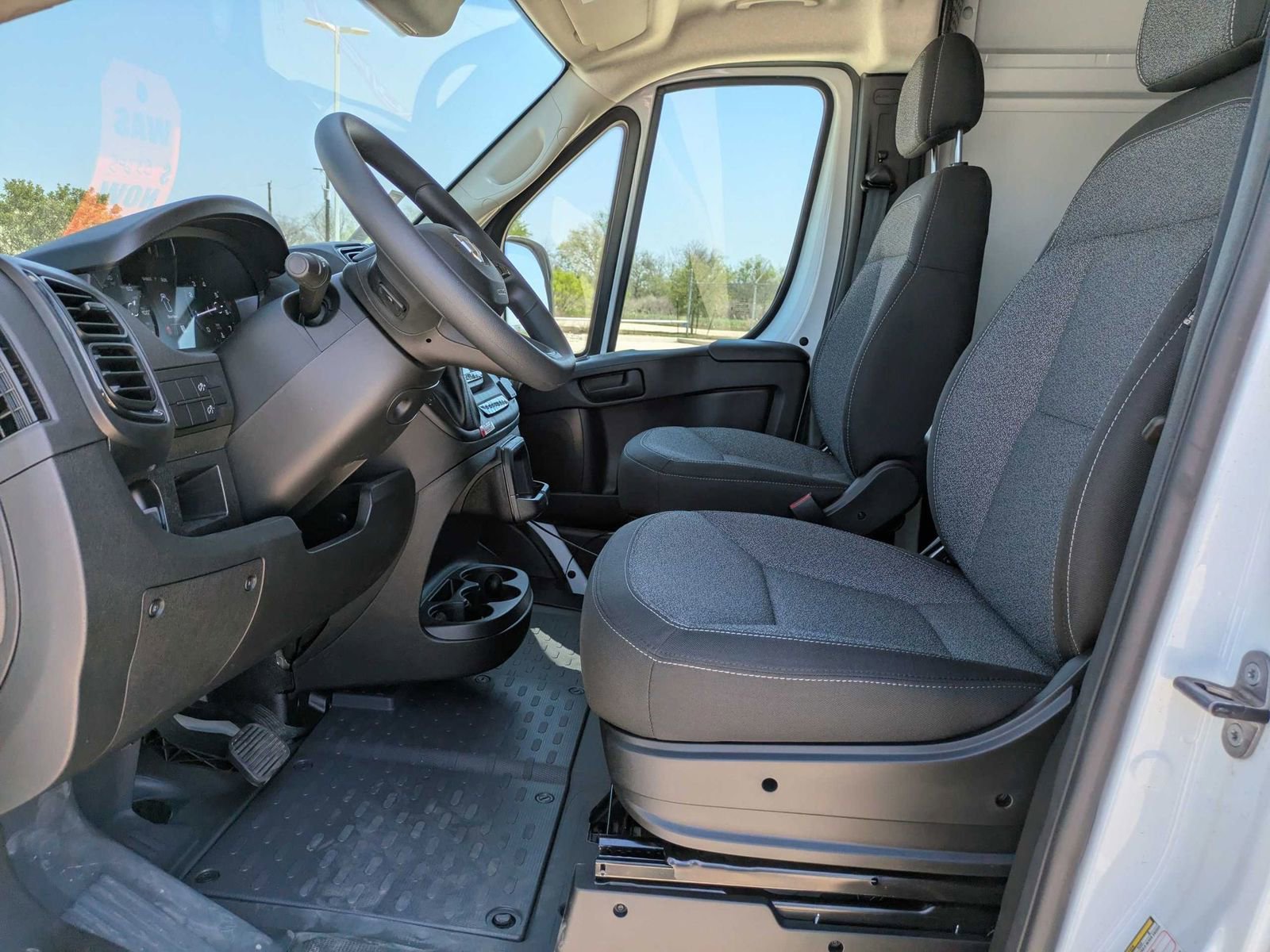New 2025 RAM ProMaster 2500 w/ Power Group image 9