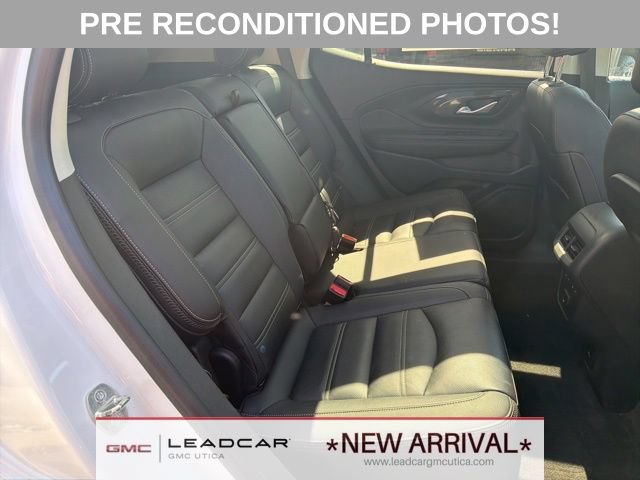 Used 2023 GMC Terrain Denali w/ Denali Premium Package AWD/4WD image 15
