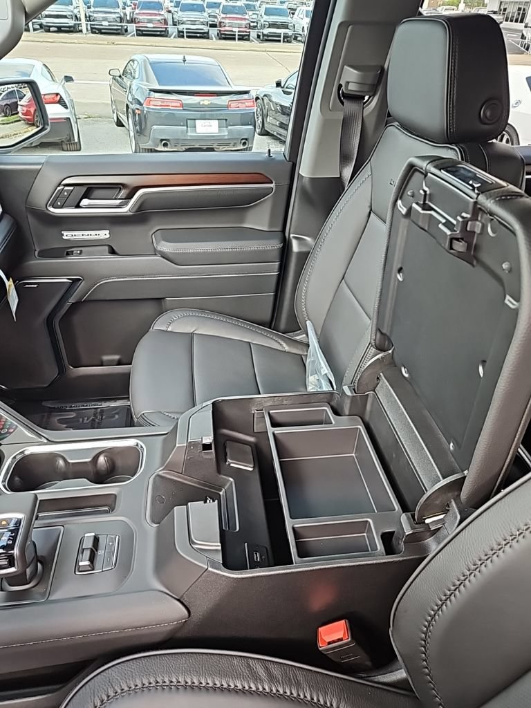 Used 2026 GMC Sierra 1500 Denali AWD/4WD image 23