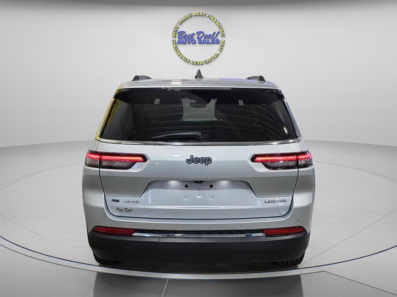 Used 2021 Jeep Grand Cherokee L Limited image 5