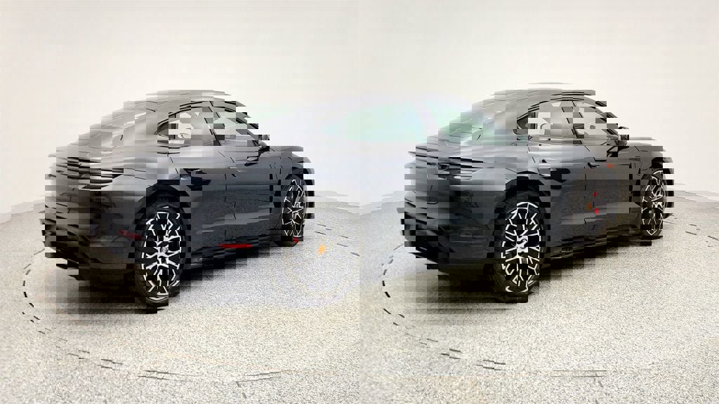 Used 2022 Porsche Taycan GTS w/ Premium Package (P6U) image 5