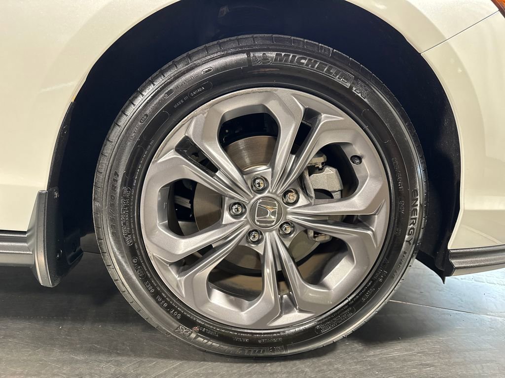 Certified 2024 Honda Accord EX image 13