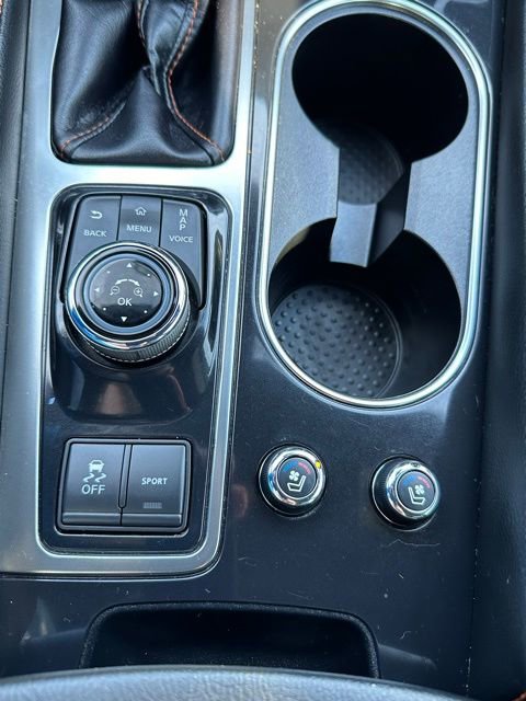 Used 2022 Nissan Maxima SR w/ Sport Mat Group FWD image 32