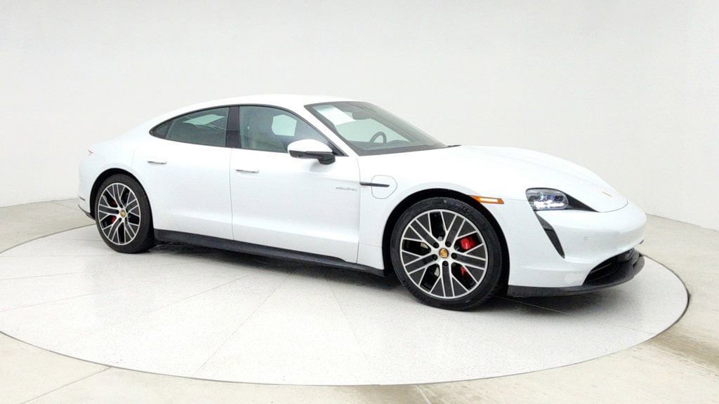 Used 2021 Porsche Taycan 4S image 3