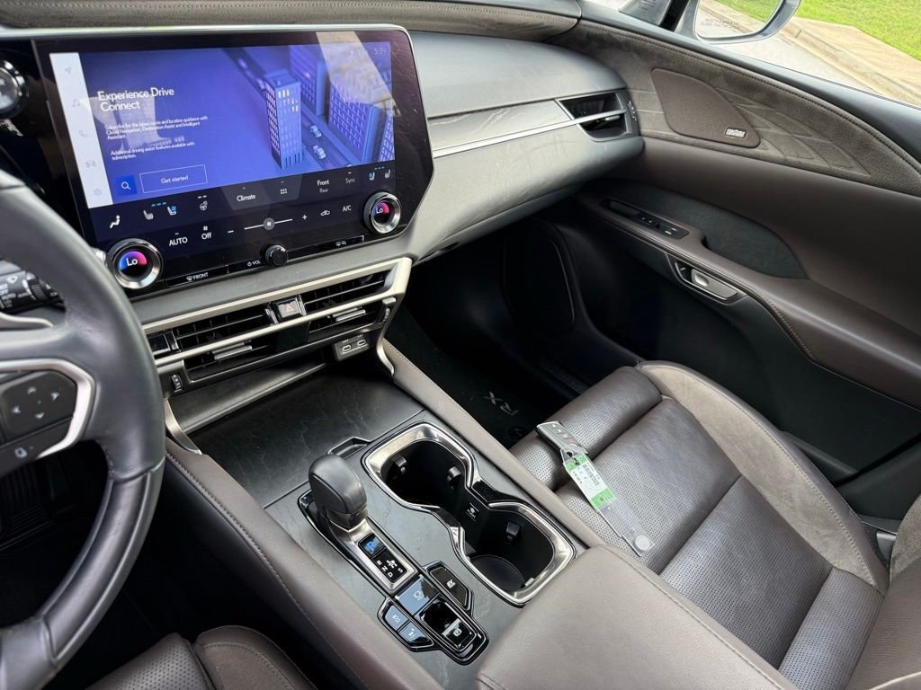 Certified 2023 Lexus RX 350 w/ Cold Area Package AWD/4WD image 35
