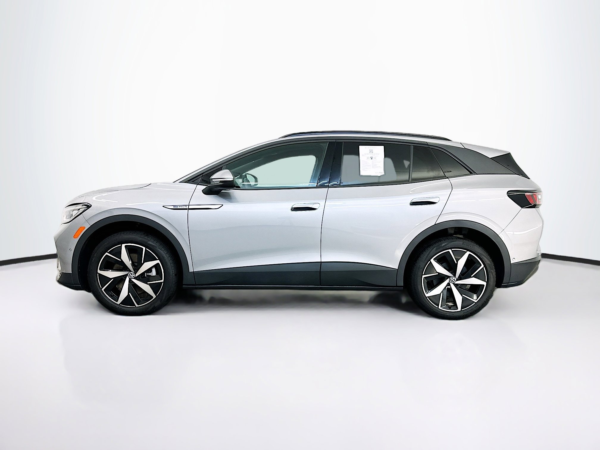 Used 2023 Volkswagen ID.4 Pro S AWD/4WD image 4