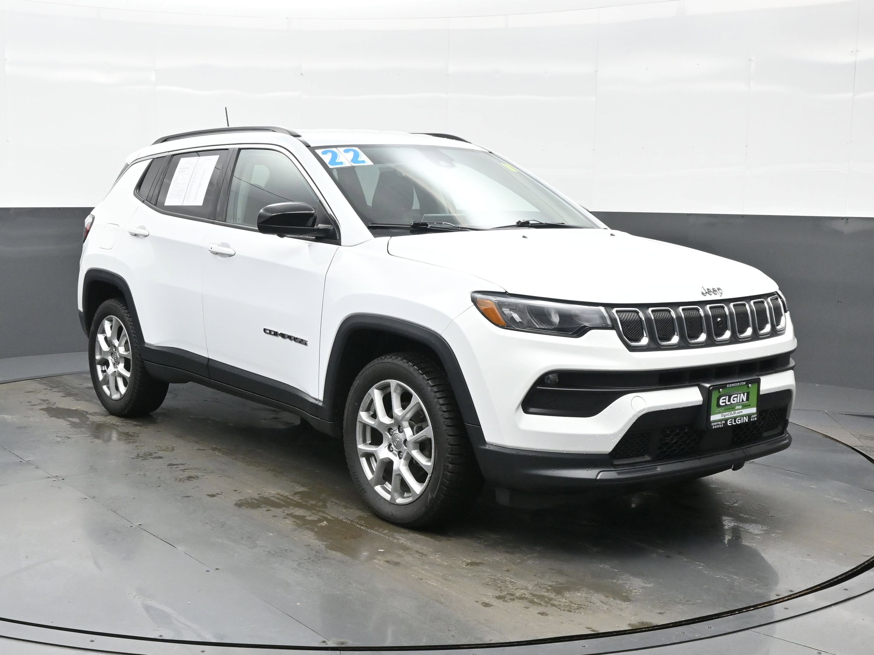 Used 2022 Jeep Compass Latitude image 8