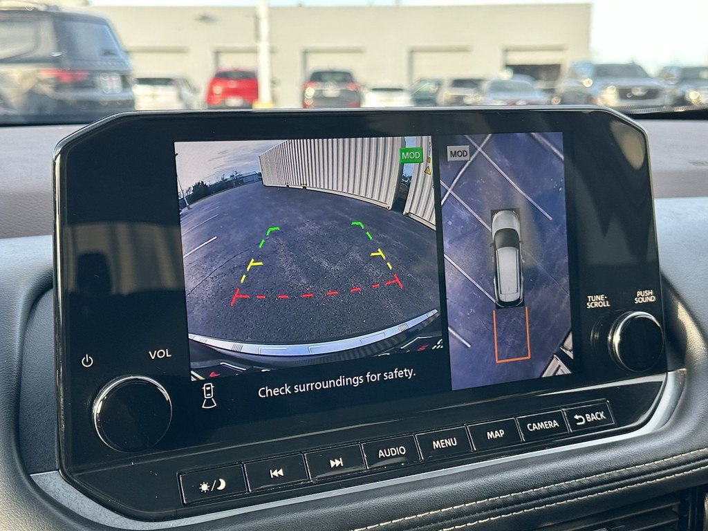 Used 2023 Nissan Rogue SL w/ SL Premium Package image 34