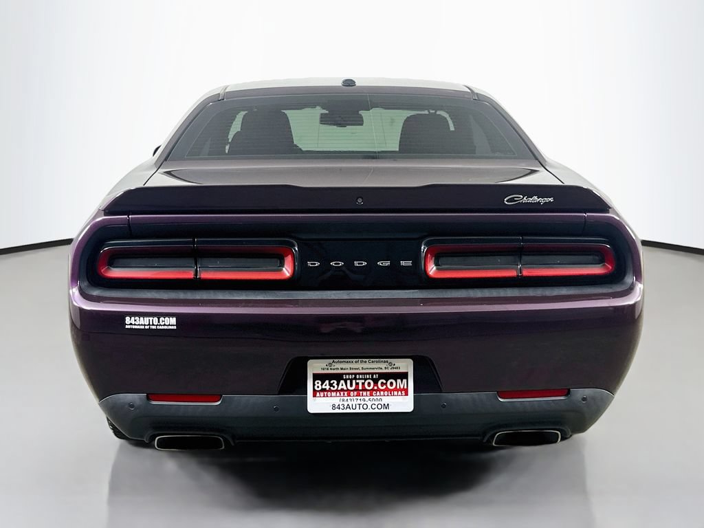 Used 2022 Dodge Challenger R/T RWD image 6