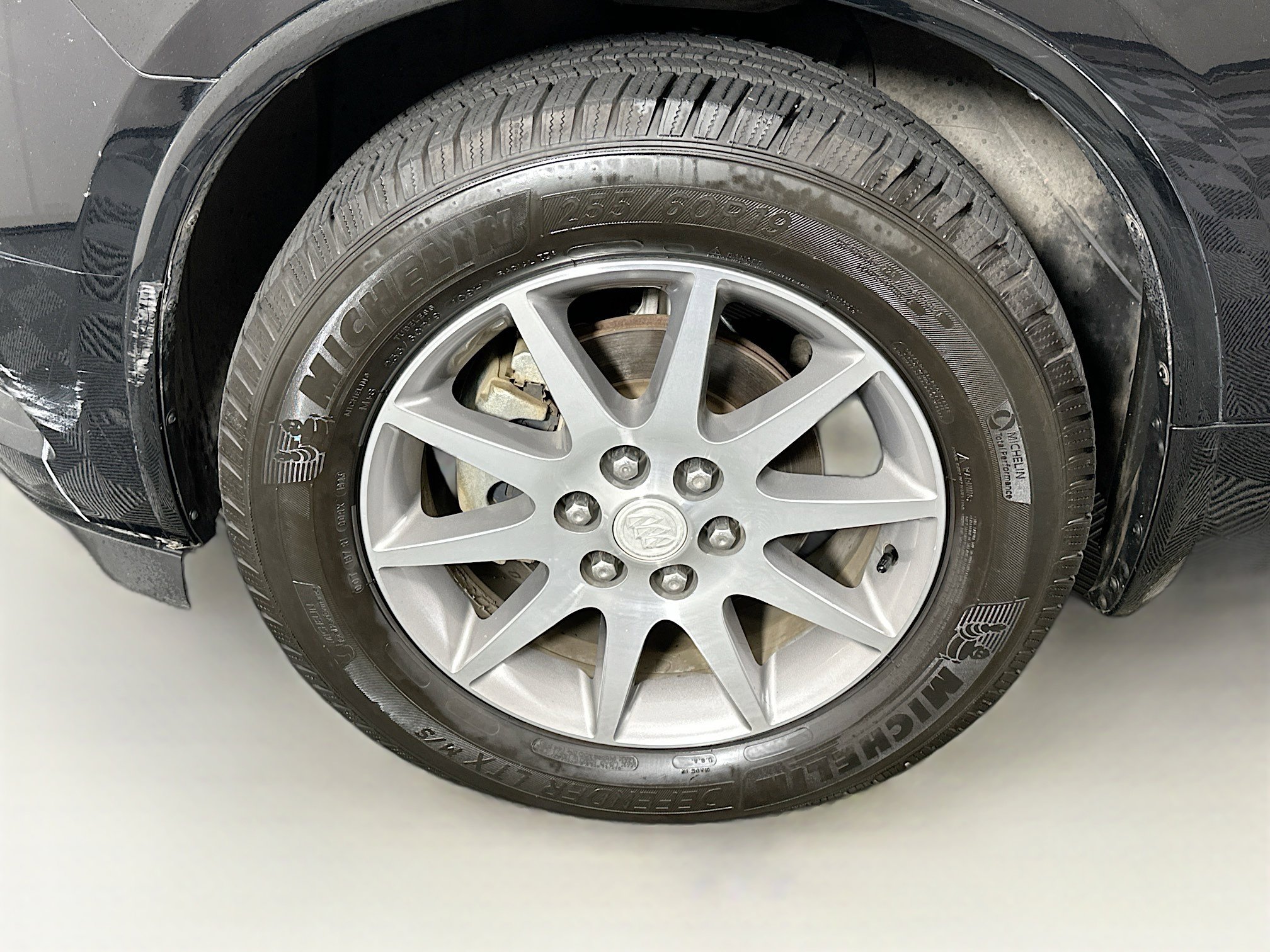 Used 2016 Buick Enclave Convenience FWD image 11