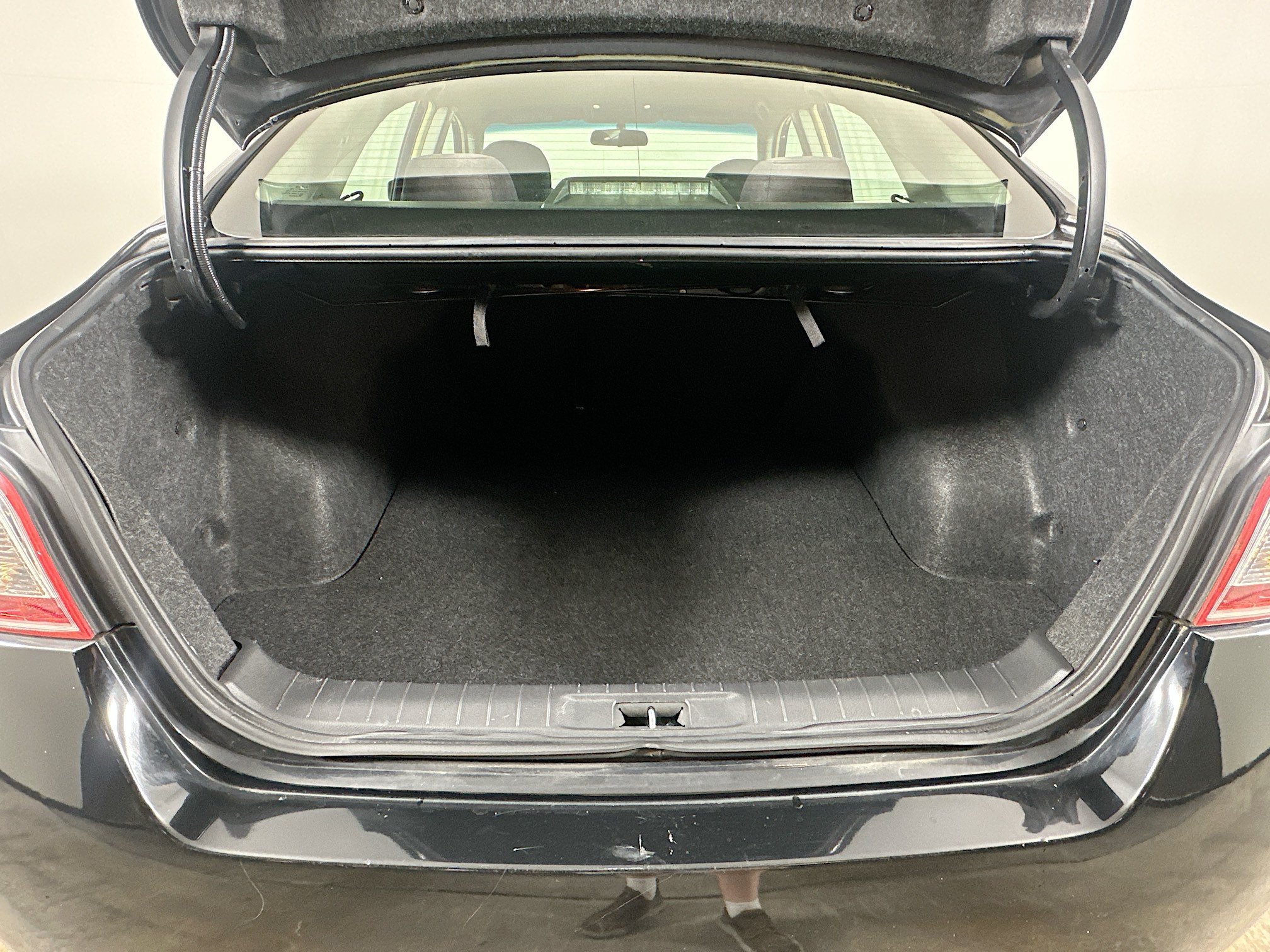 Used 2013 Nissan Altima 2.5 S FWD image 26