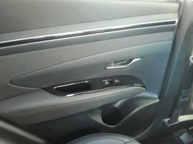 Used 2022 Hyundai Tucson Limited AWD/4WD image 30
