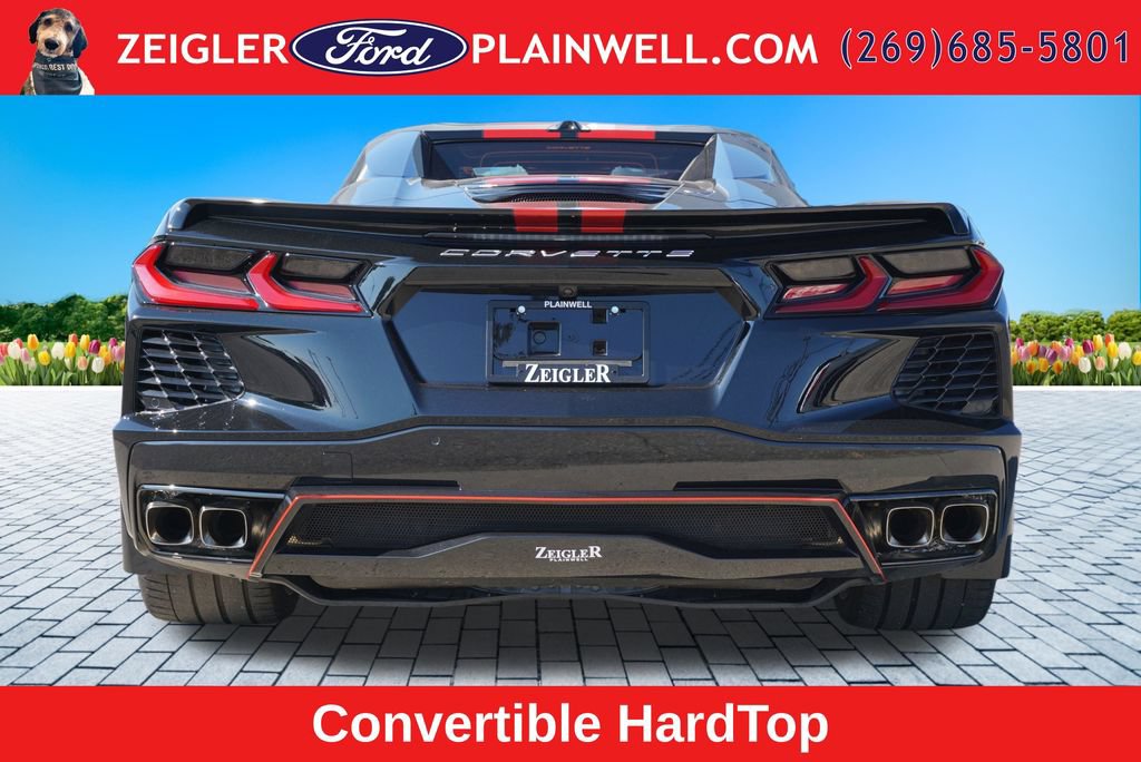 Used 2024 Chevrolet Corvette Stingray Premium Conv w/ Z51 Performance Package RWD image 4