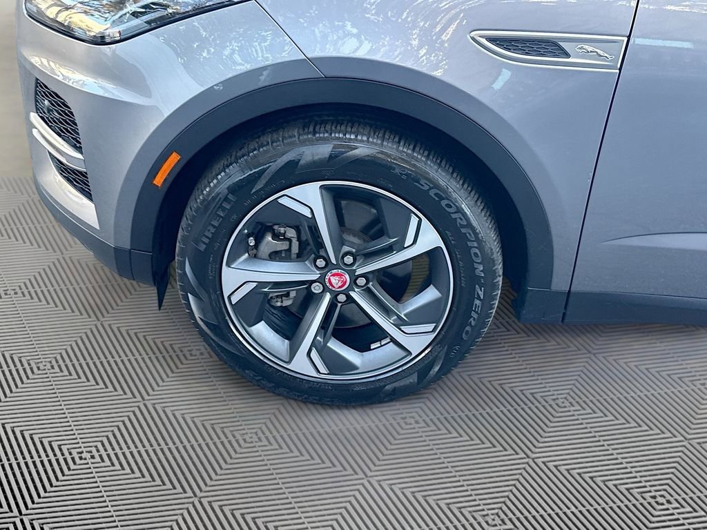 Used 2023 Jaguar E-PACE SE image 35