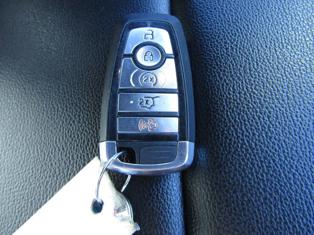 Used 2020 Ford Explorer XLT w/ Equipment Group 202A image 34