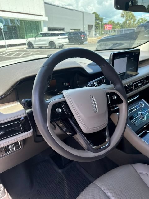 Used 2024 Lincoln Aviator Reserve w/ Jet Package RWD image 9
