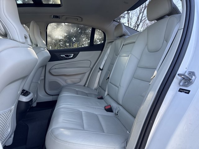 Used 2022 Volvo S60 B5 Inscription w/ Advanced Package image 12