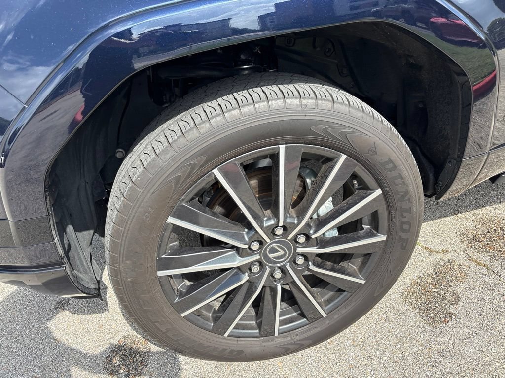 Certified 2025 Lexus GX 550 w/ Accessory Package (Z1) AWD/4WD image 9