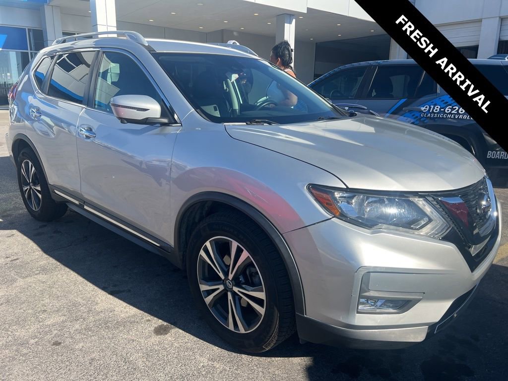 Used 2018 Nissan Rogue SL