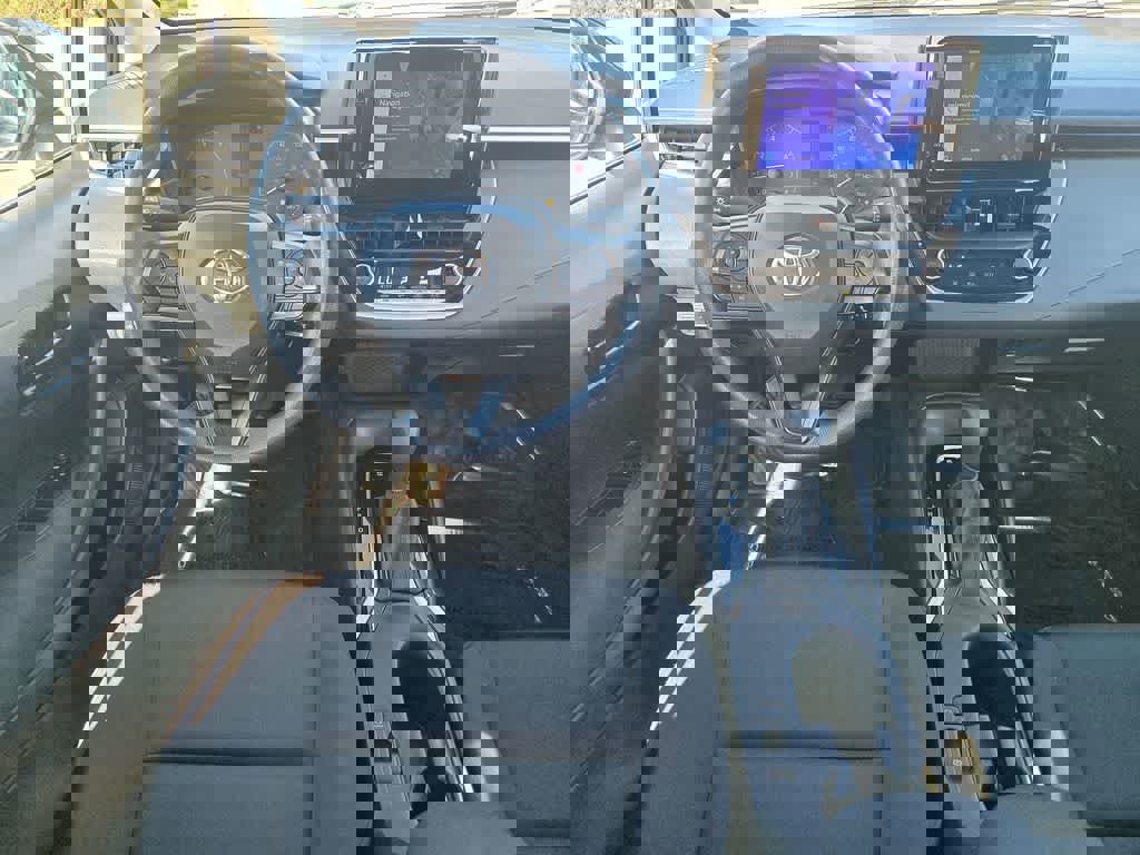 Used 2023 Toyota Corolla LE image 10