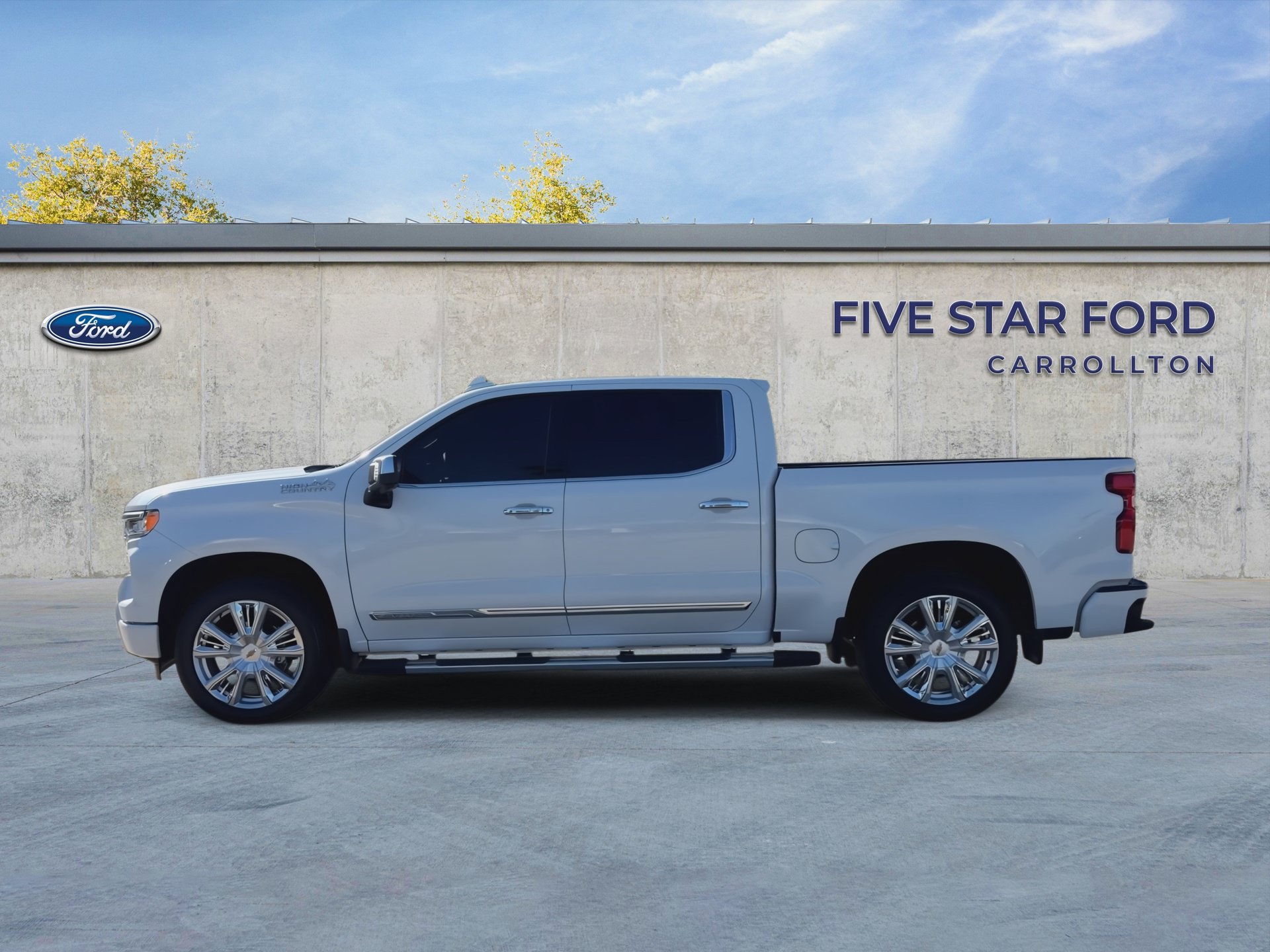 Used 2026 Chevrolet Silverado 1500 High Country w/ High Country Premium Package AWD/4WD image 5