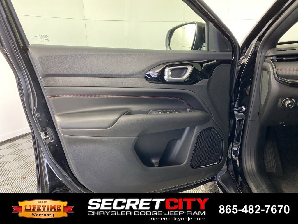 New 2026 Jeep Compass Trailhawk AWD/4WD image 14