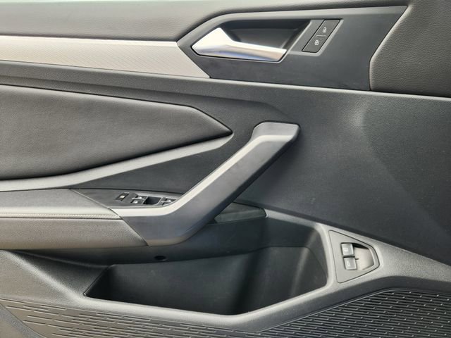 Used 2024 Volkswagen Jetta SE image 21
