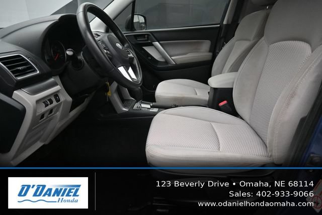Used 2017 Subaru Forester 2.5i w/ Alloy Wheel Package AWD/4WD image 25