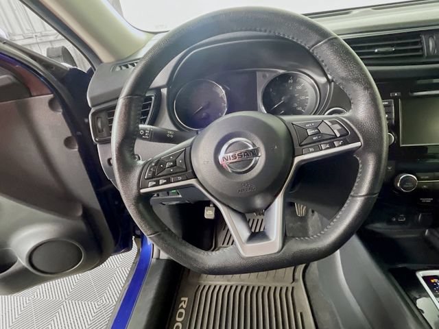 Used 2019 Nissan Rogue SV AWD/4WD image 12