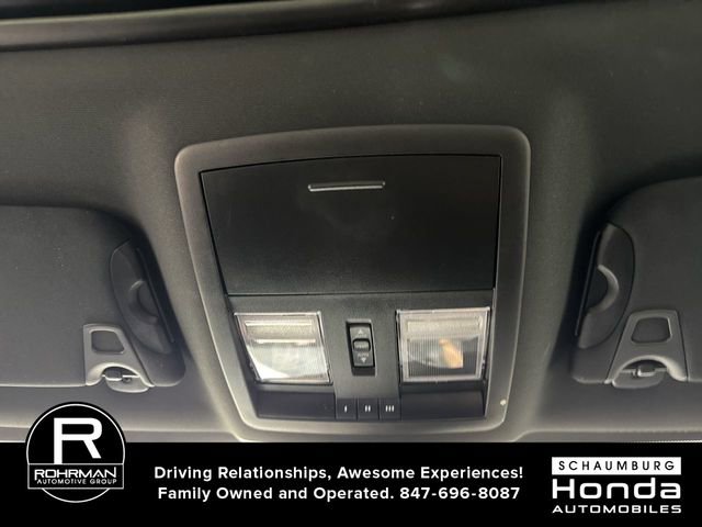 Used 2023 Dodge Challenger R/T w/ Blacktop Package image 11