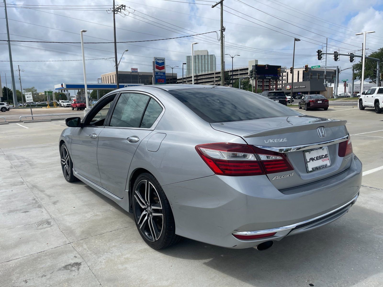 Used 2016 Honda Accord Sport image 4