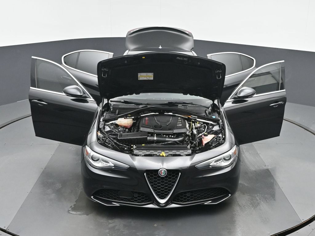 Used 2017 Alfa Romeo Giulia Ti w/ TI Lusso Light Wood Package RWD image 44